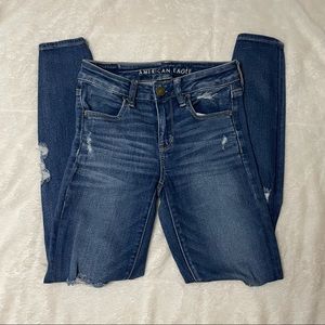American Eagle Distressed Skinny Jean